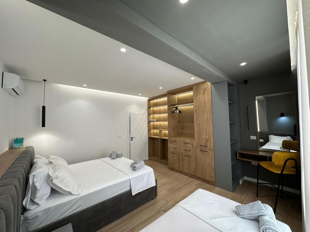 Luxurious Seaside Apartment Durrës 外观 照片