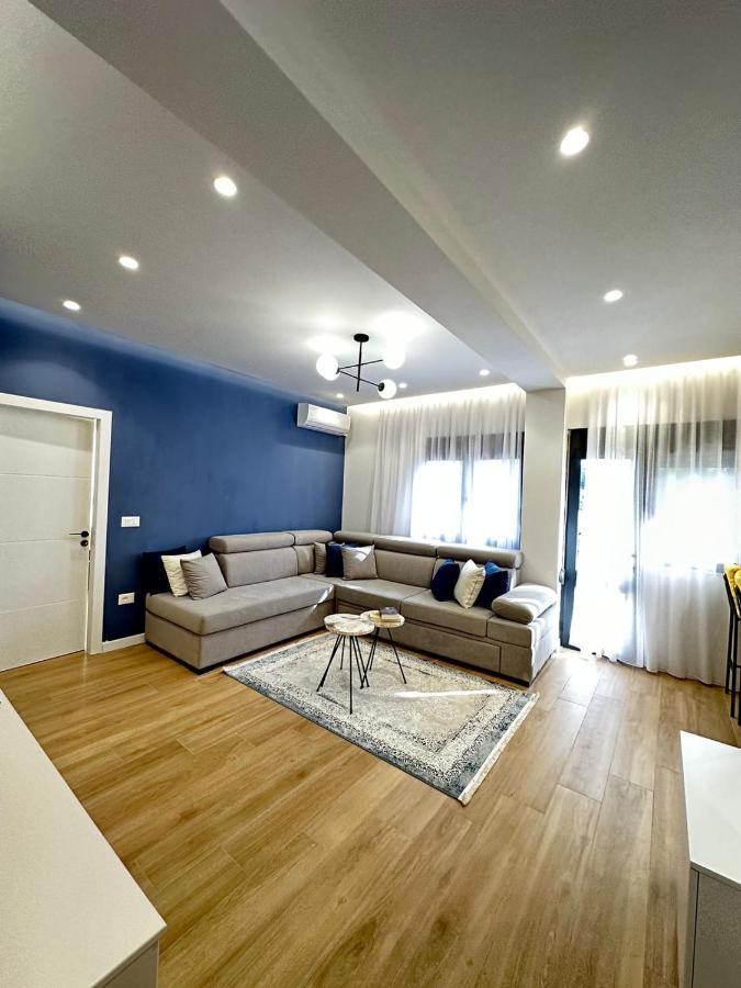 Luxurious Seaside Apartment Durrës 外观 照片