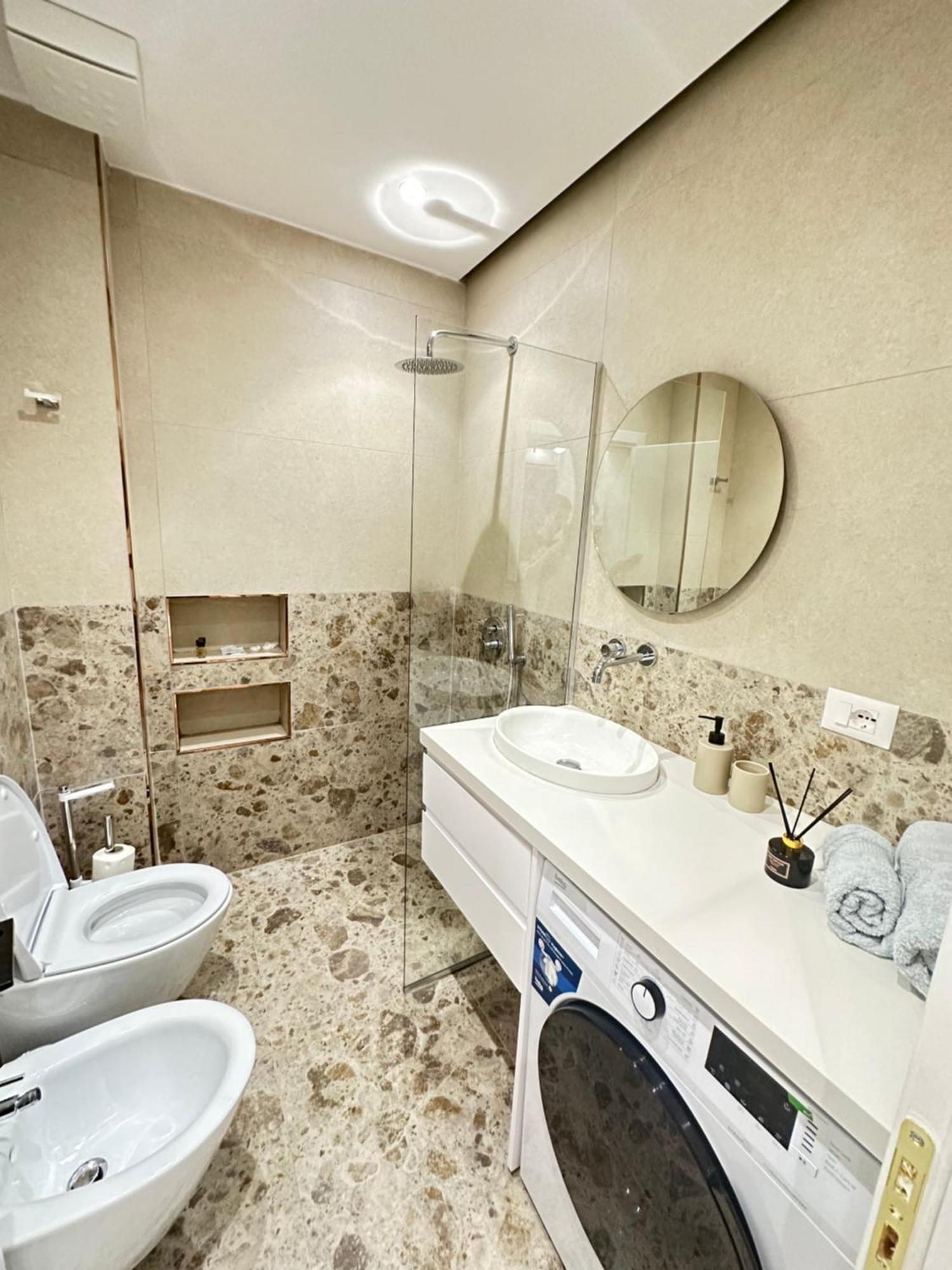 Luxurious Seaside Apartment Durrës 外观 照片